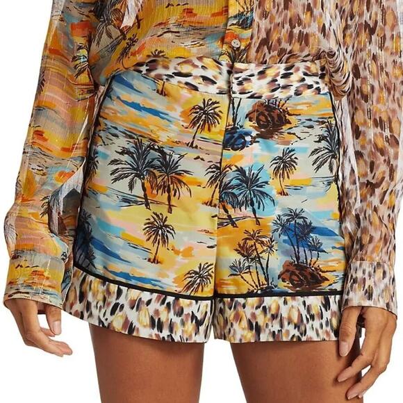 Le Superbe Voyage Tropical Print Shorts in Sandy Beaches Size 4 - Picture 1 of 5